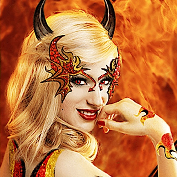 Xotic Eyes Halloween Rhinestone 3D Mask - Devil 3D Mask, Lashes, Glitter NWT - Picture 1 of 3